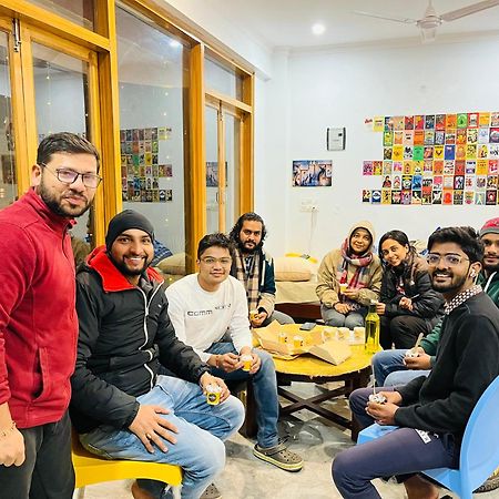 Wuid Stayin Wakeupindoon Dehradun Exteriör bild